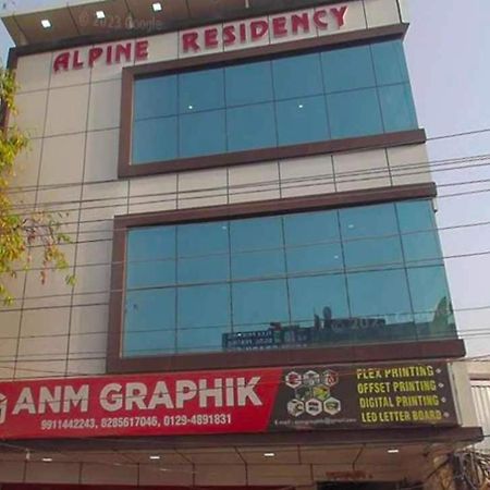 Hotel O Alpine Residency Faridabad Eksteriør billede