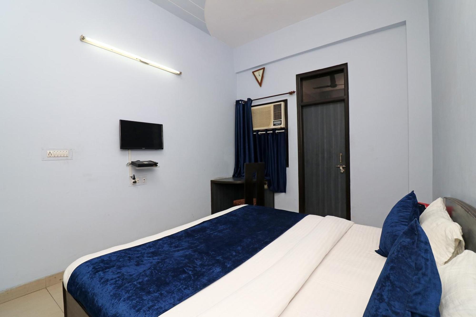 Hotel O Alpine Residency Faridabad Eksteriør billede