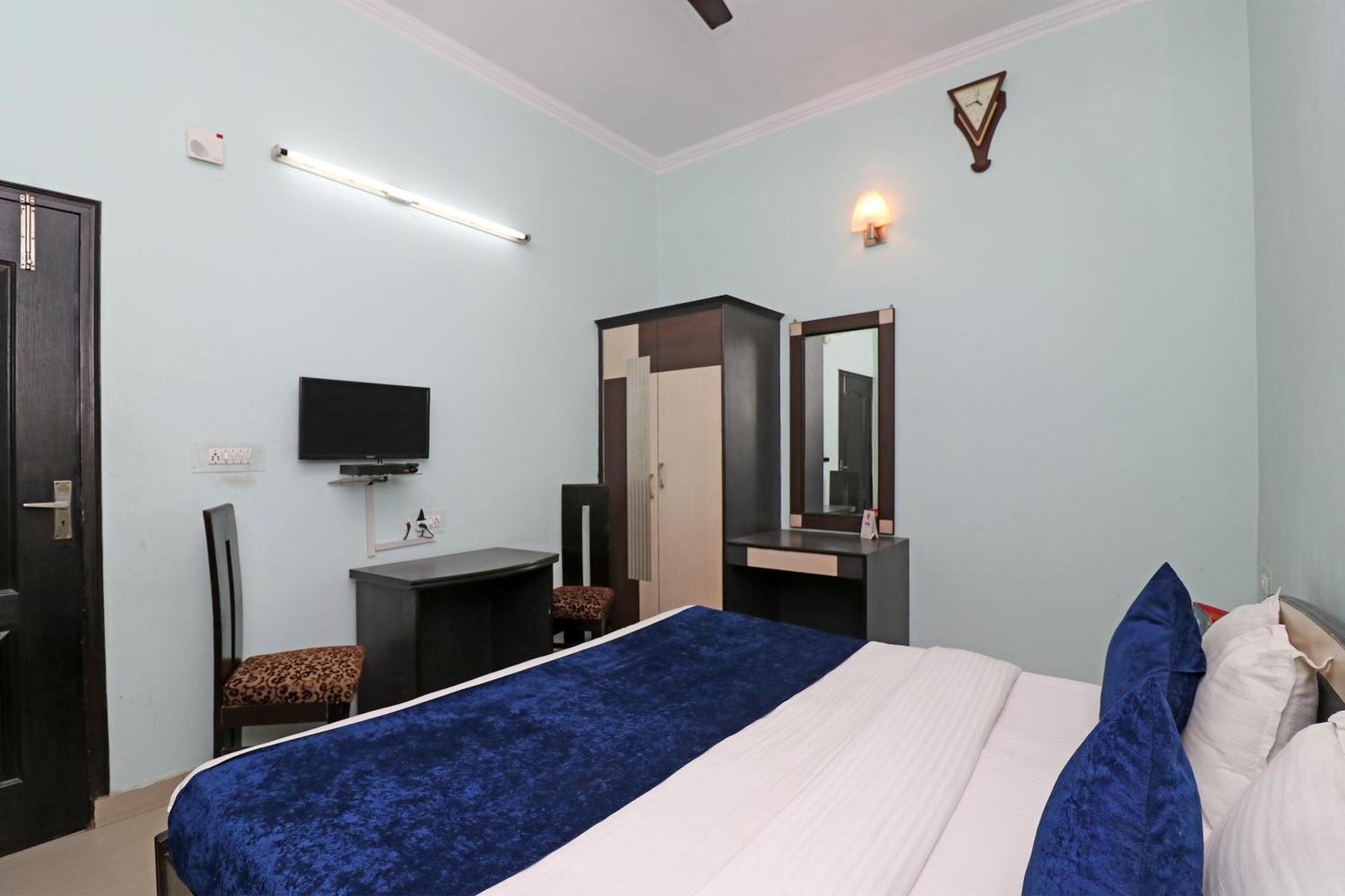 Hotel O Alpine Residency Faridabad Eksteriør billede