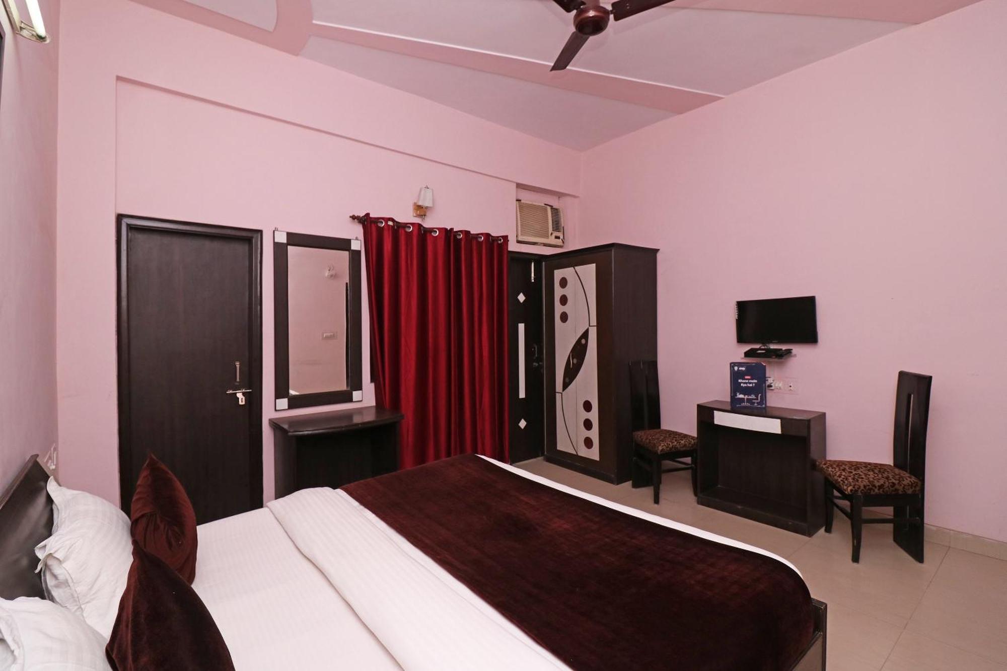 Hotel O Alpine Residency Faridabad Eksteriør billede