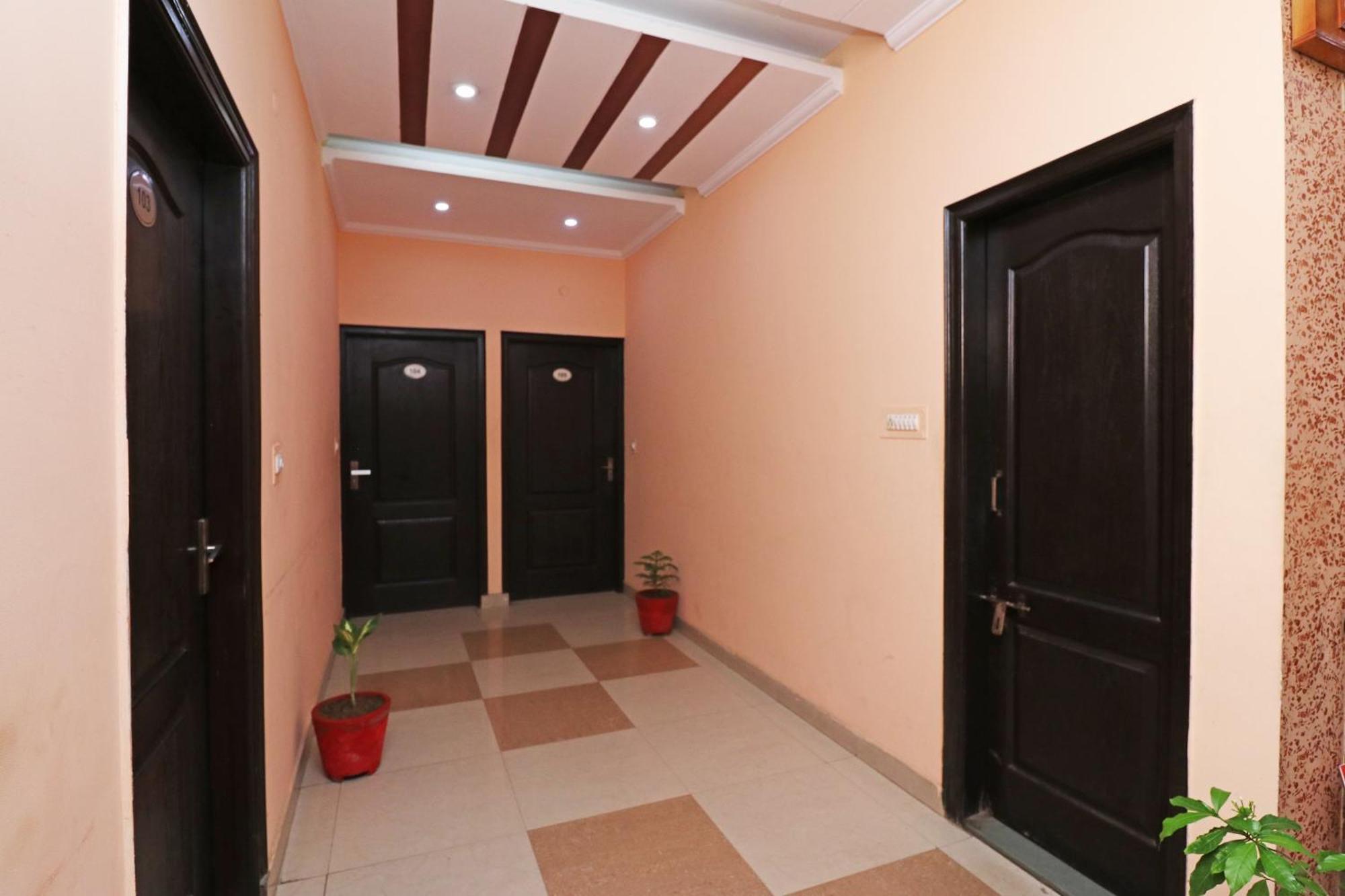 Hotel O Alpine Residency Faridabad Eksteriør billede