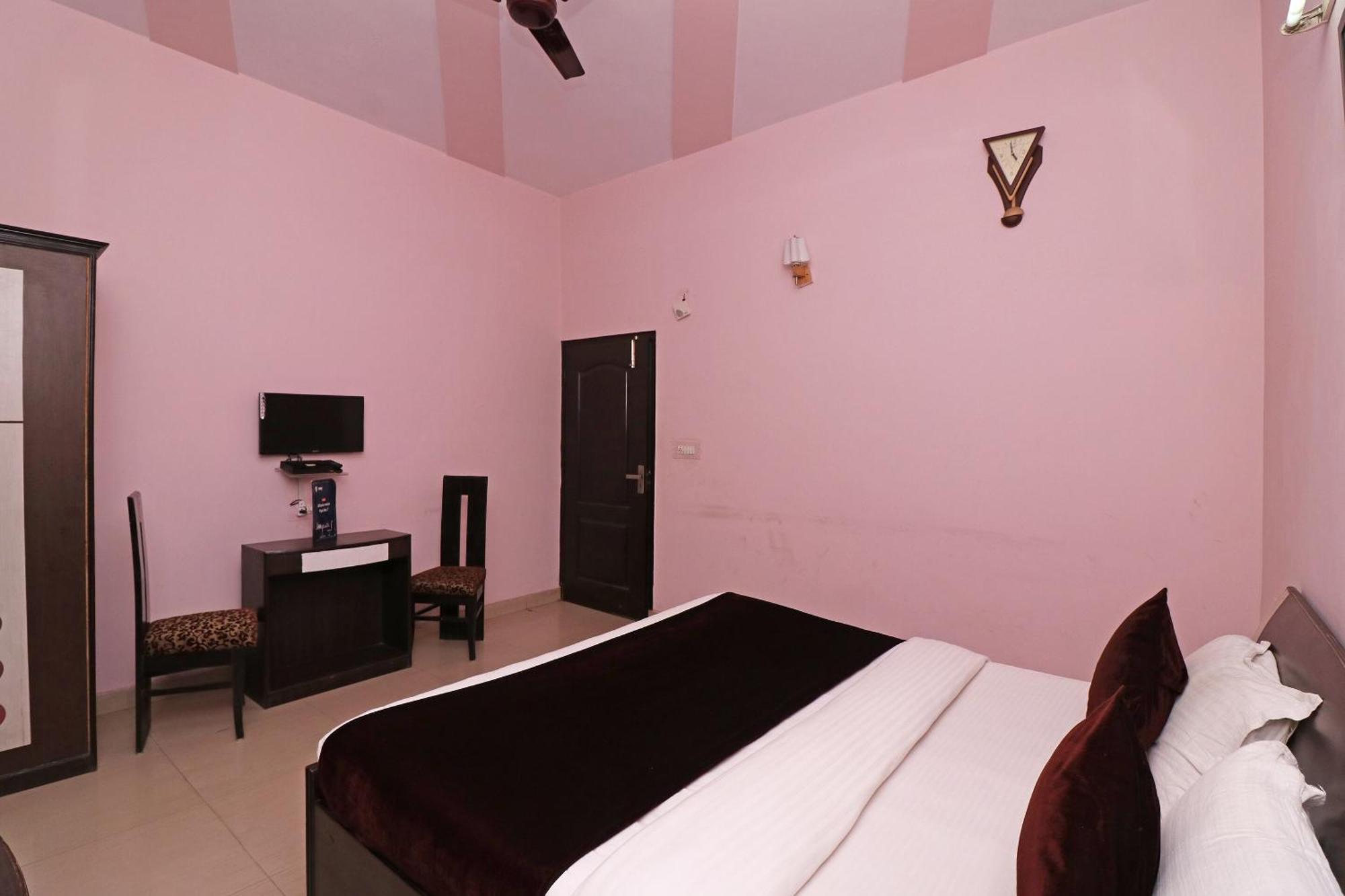 Hotel O Alpine Residency Faridabad Eksteriør billede